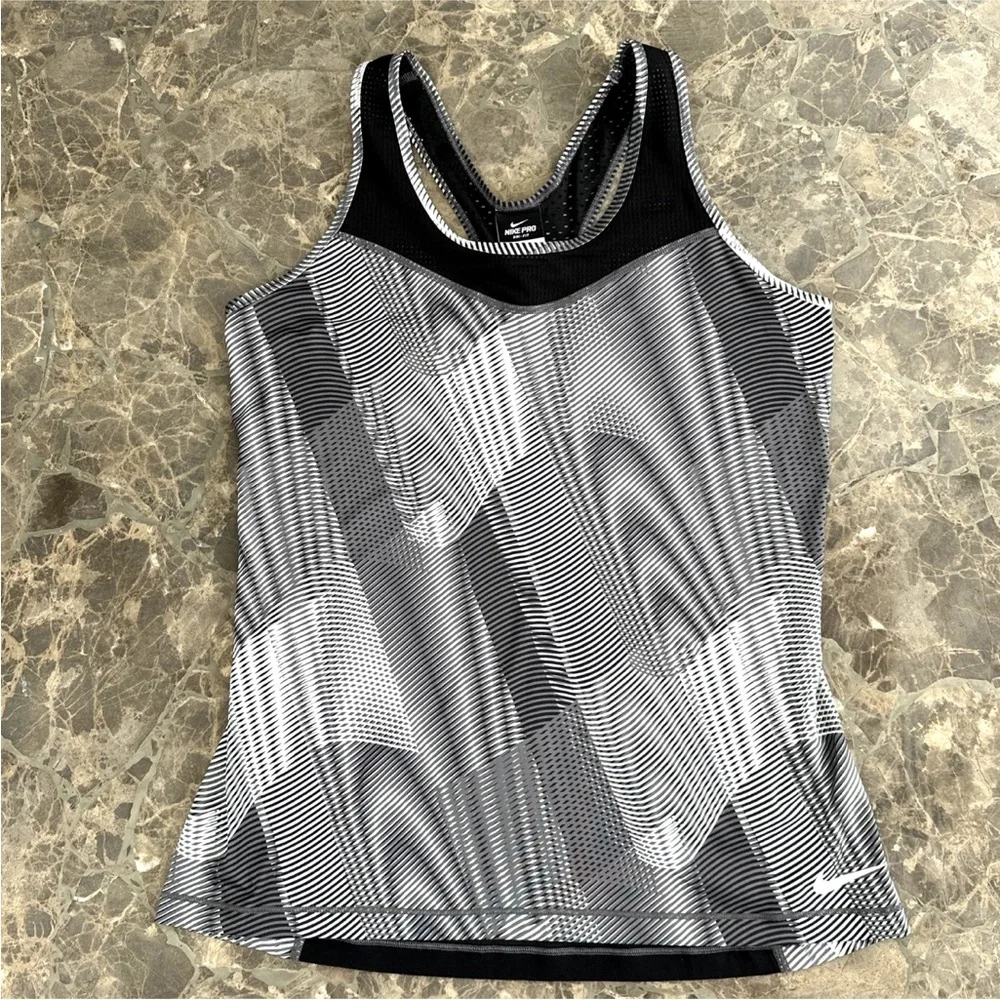 Nike Pro Women's 725493-010 Hypercool Sleeveless Racer Back Tank Top Size Large